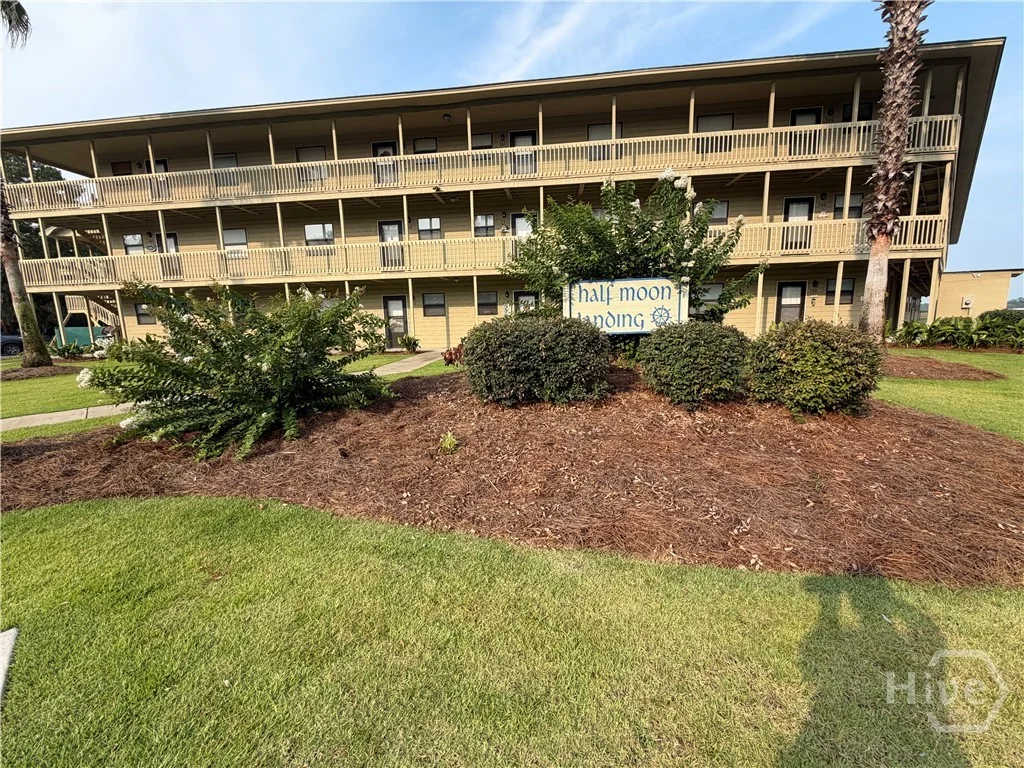 207 Azalea Road Unit 23