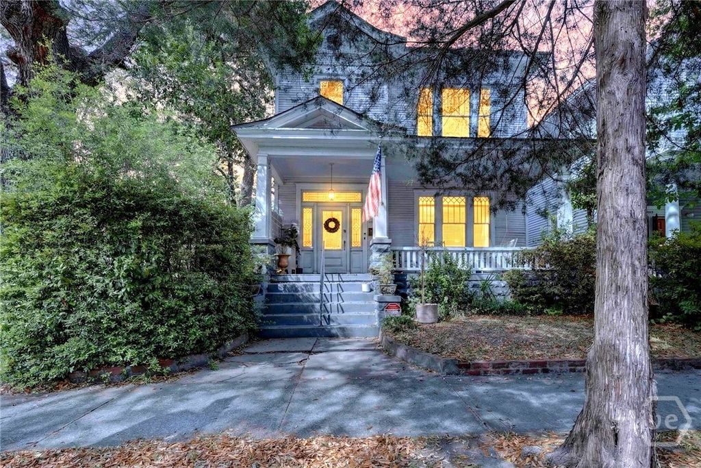 Photo of 416 W 36th Street, Savannah, GA 31401 (MLS # SA352605)