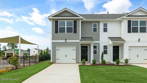 Townhouse For Sale - 7264 Longleaf Road<br/> Rocky Mount, NC 27804