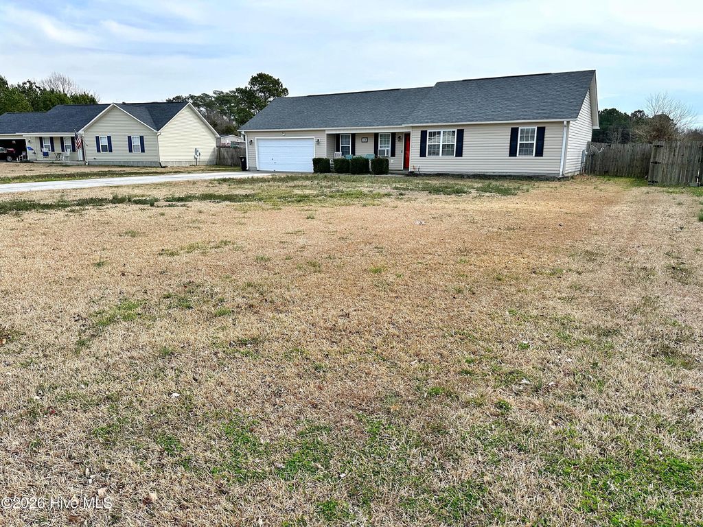 Photo of 134 Annie Road, Richlands, NC 28574 (MLS # 100556264)