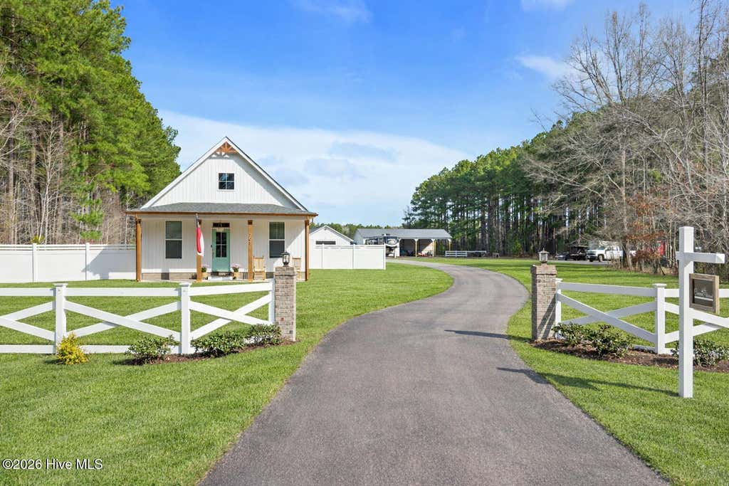 Photo of 703 Poplar Neck Road, Edenton, NC 27932 (MLS # 100584523)