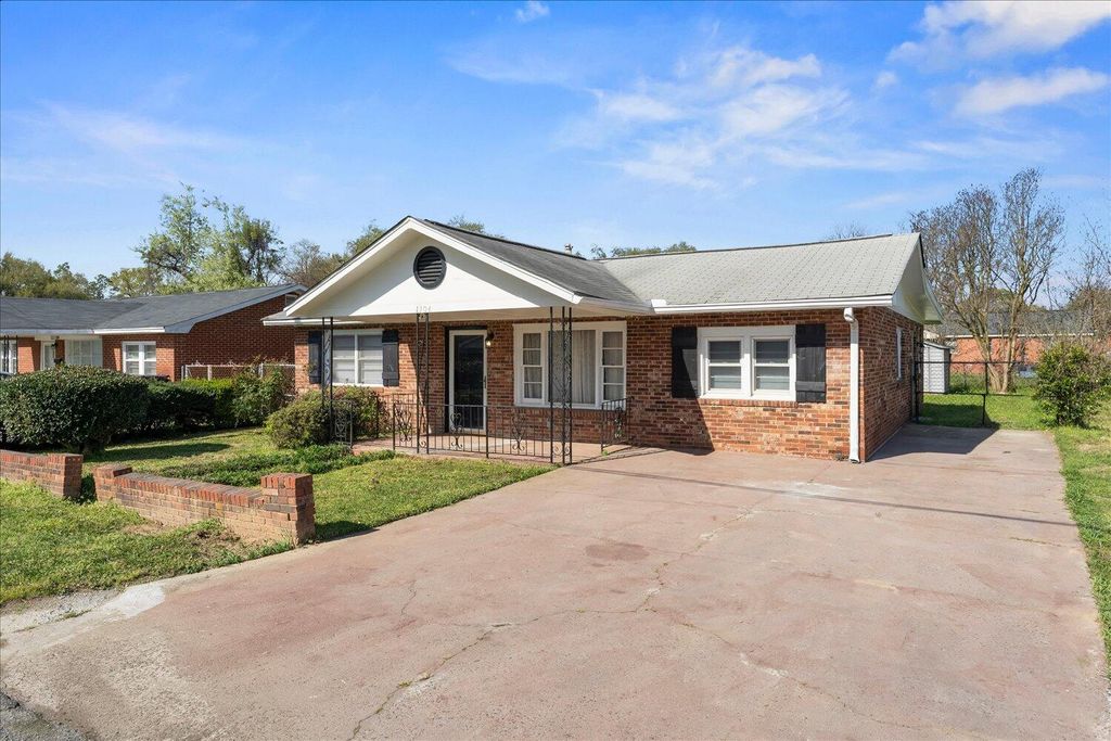 Photo of 1304 Bruce Street, Augusta, GA 30901 (MLS # 553724)