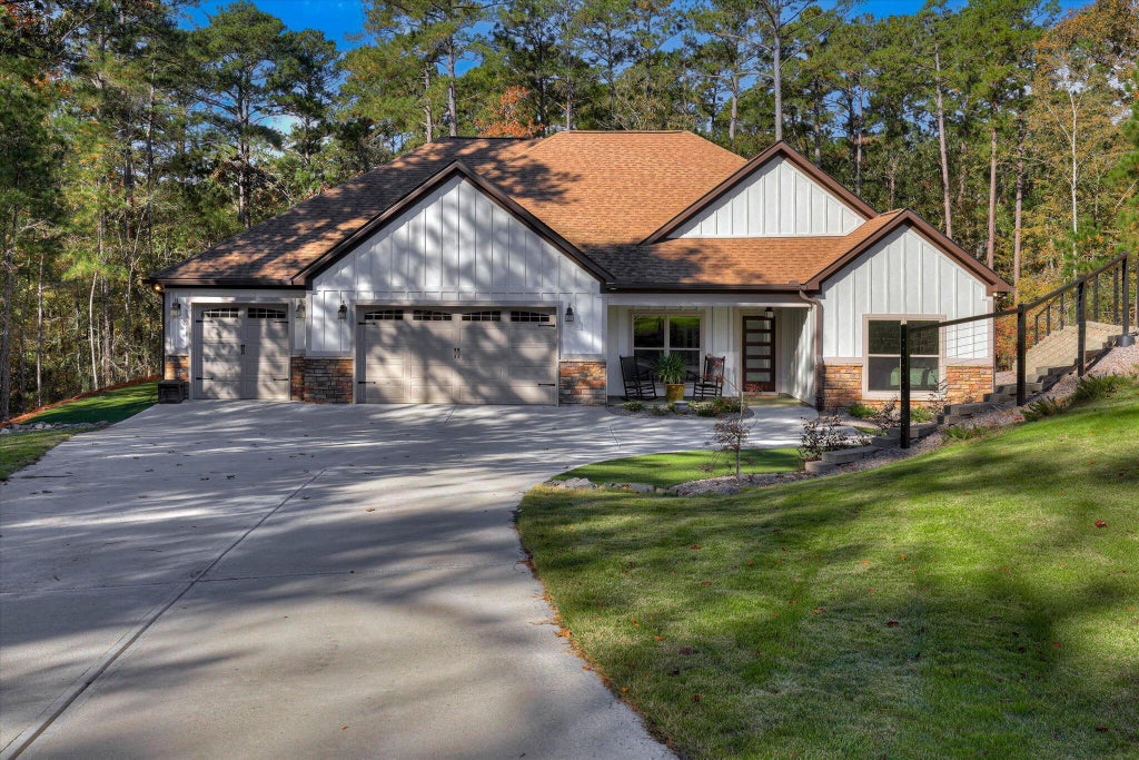 Photo of 212 Pirates Cove, McCormick, SC 29835 (MLS # 100608808)