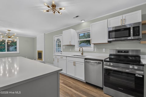 Tiny photo for 809 Deblea Court, Jacksonville, NC 28546 (MLS # 100606227)
