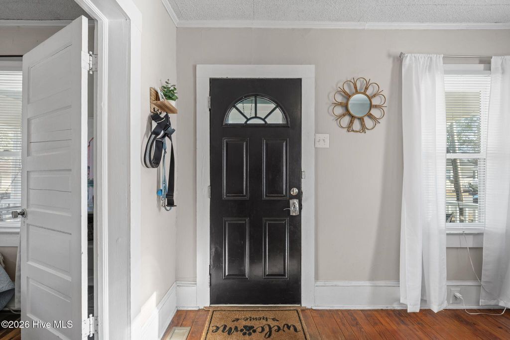 Photo of 1304 Stallings Parkway, New Bern, NC 28562 (MLS # 100554950)