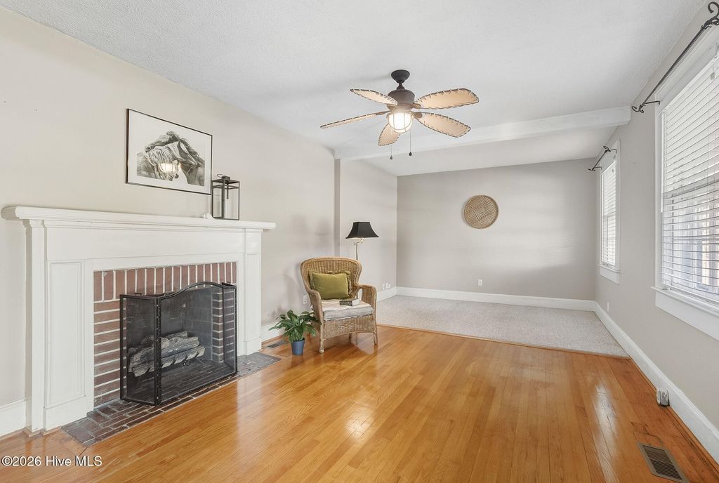 Photo of 207 N 19th Street, Morehead City, NC 28557 (MLS # 100554072)