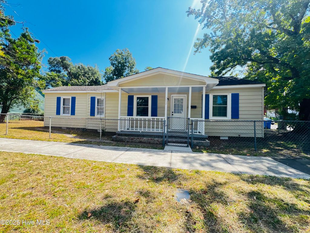 Photo of 202 Meares Street, Wilmington, NC 28401 (MLS # 100552846)