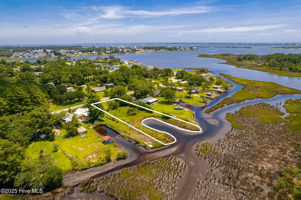 Photo of 134 Goose Creek Loop Road, Newport, NC 28570 (MLS # 100519224)