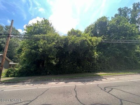 Vacant Land For Sale - 314 N Poplar Street<br/> Aberdeen, NC 28315