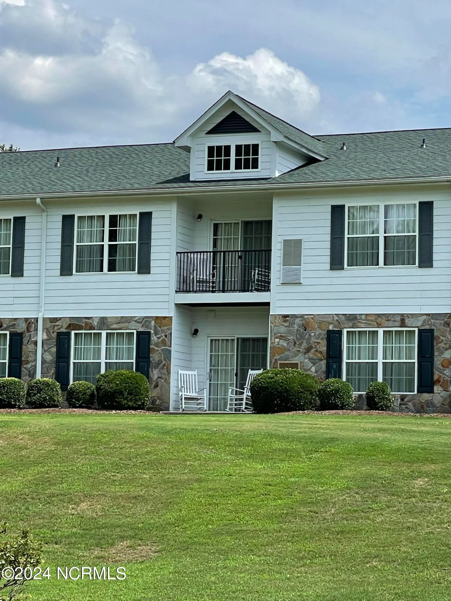 490 Little River Farm Boulevard Unit A104