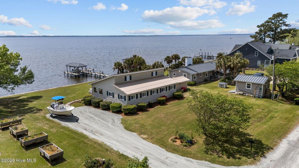 Photo of 66 E North Shore Lane, Arapahoe, NC 28510 (MLS # 100567250)