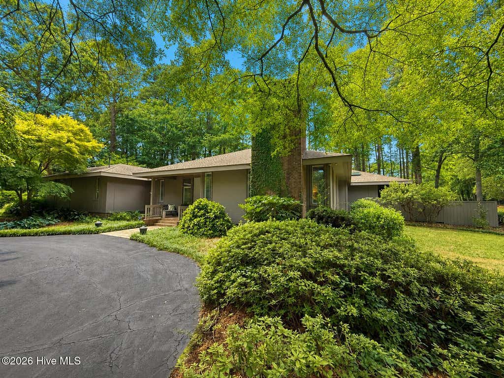 Photo of 1141 Woodland Drive NW, Wilson, NC 27893 (MLS # 100588635)