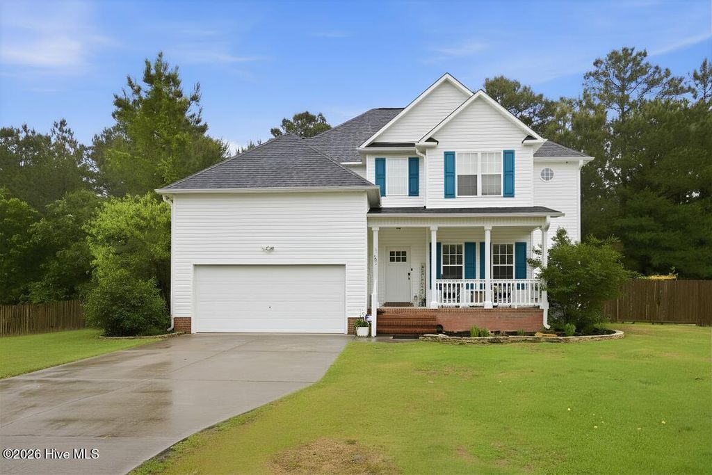 Photo of 205 Middle Ridge Drive, Hubert, NC 28539 (MLS # 100570984)
