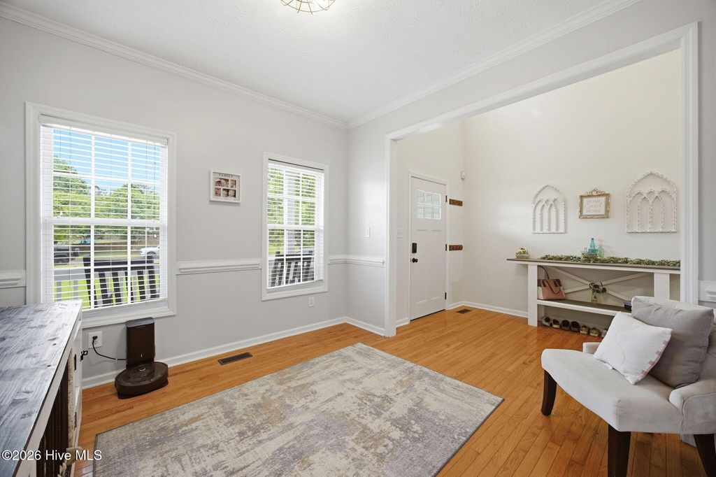 Photo of 205 Middle Ridge Drive, Hubert, NC 28539 (MLS # 100570984)