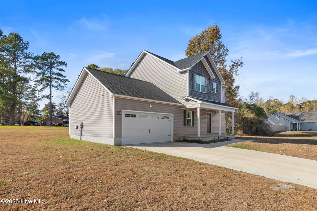 Photo of 405 Reno Place, Jacksonville, NC 28540 (MLS # 100542191)