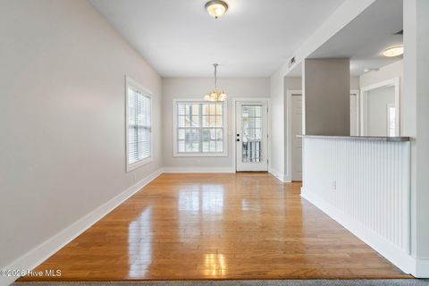 Tiny photo for 2306 Wrightsville Avenue #Apt 101, Wilmington, NC 28403 (MLS # 100581987)