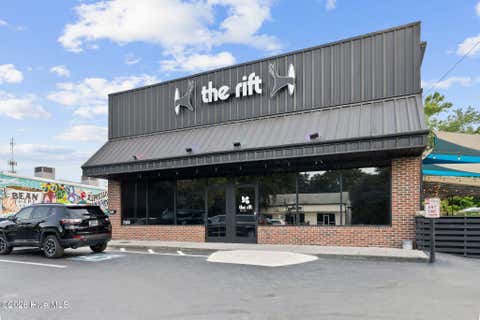 Tiny photo for 2306 Wrightsville Avenue #Apt 101, Wilmington, NC 28403 (MLS # 100581987)