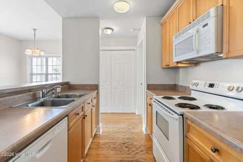 Tiny photo for 2306 Wrightsville Avenue #Apt 101, Wilmington, NC 28403 (MLS # 100581987)
