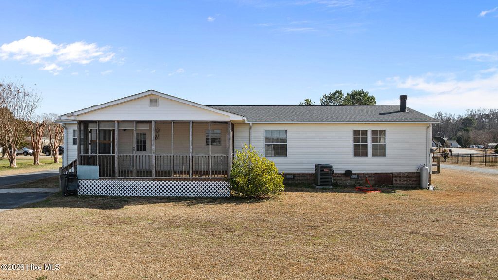 Photo of 70 Alyssum Drive, Four Oaks, NC 27524 (MLS # 100551823)