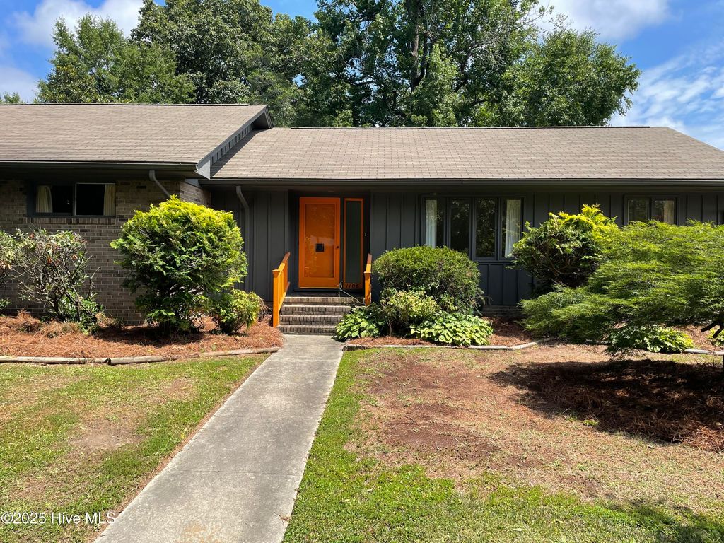 Photo of 1106 Parkside Drive NW, Wilson, NC 27896 (MLS # 100518085)