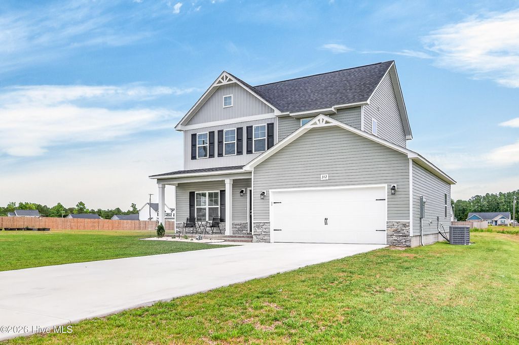Photo of 312 Cotton Hill Place, Hubert, NC 28539 (MLS # 100577488)