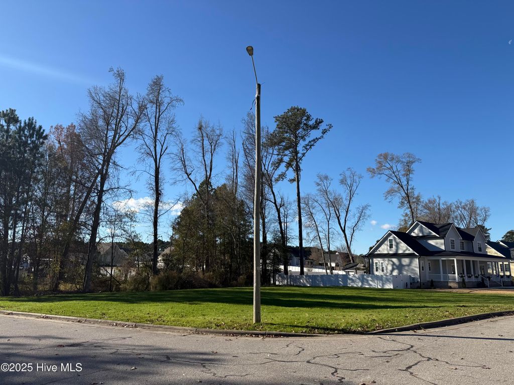 Photo of 3610 Arrowwood Drive N, Wilson, NC 27896 (MLS # 100545064)