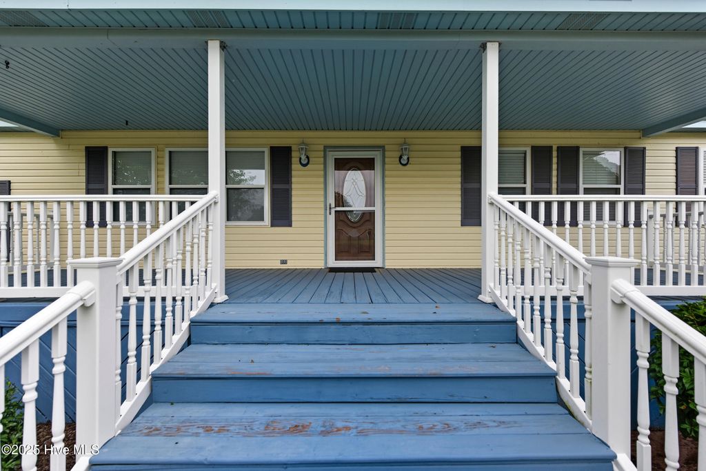 Photo of 102 Wade Avenue, Knotts Island, NC 27950 (MLS # 100547013)