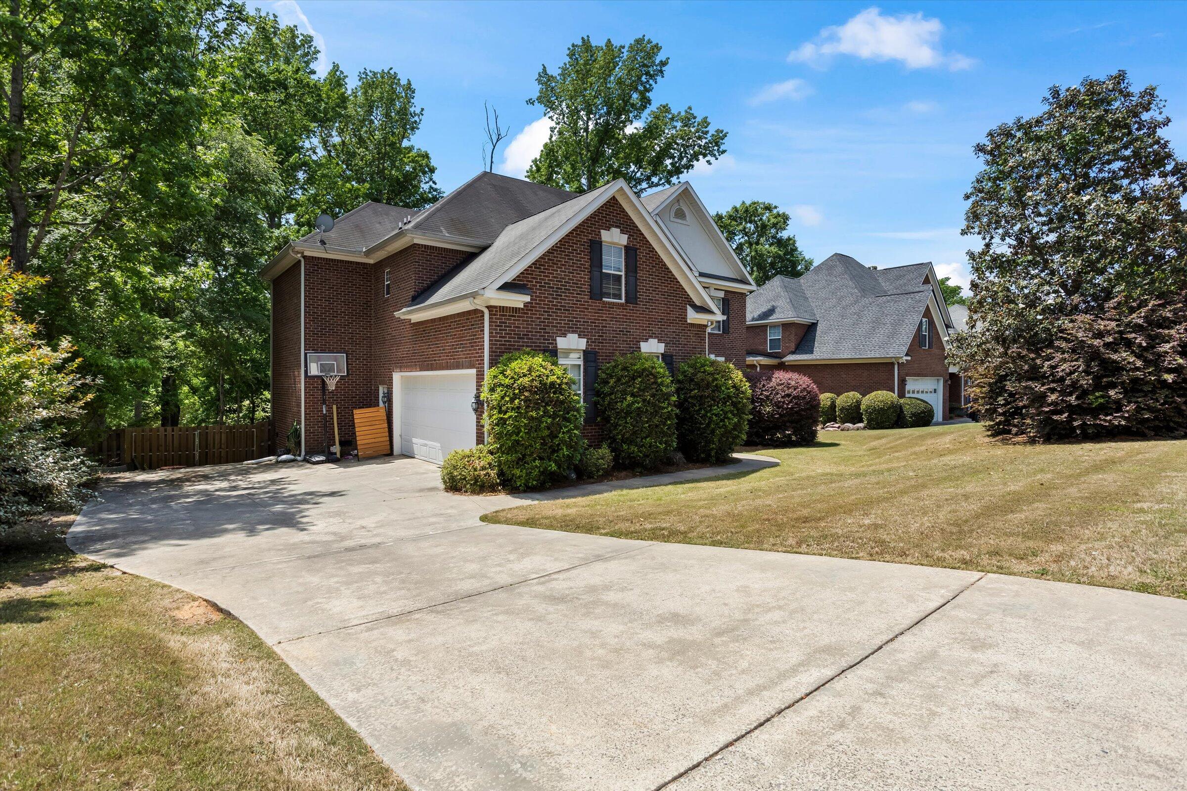 514 Farmington Circle