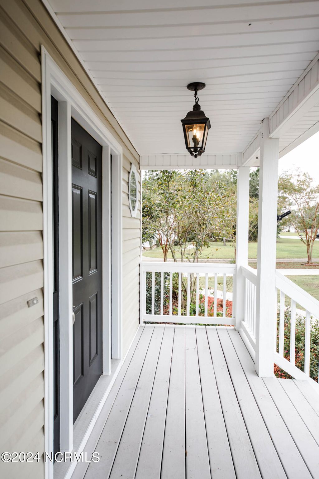 Photo of 1651 Chadwick Shores Drive, Sneads Ferry, NC 28460 (MLS # 100566053)