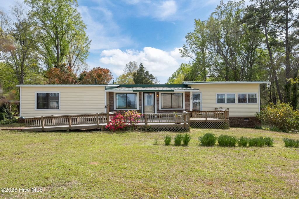 Photo of 663 Driftwood Drive, Blounts Creek, NC 27814 (MLS # 100566035)