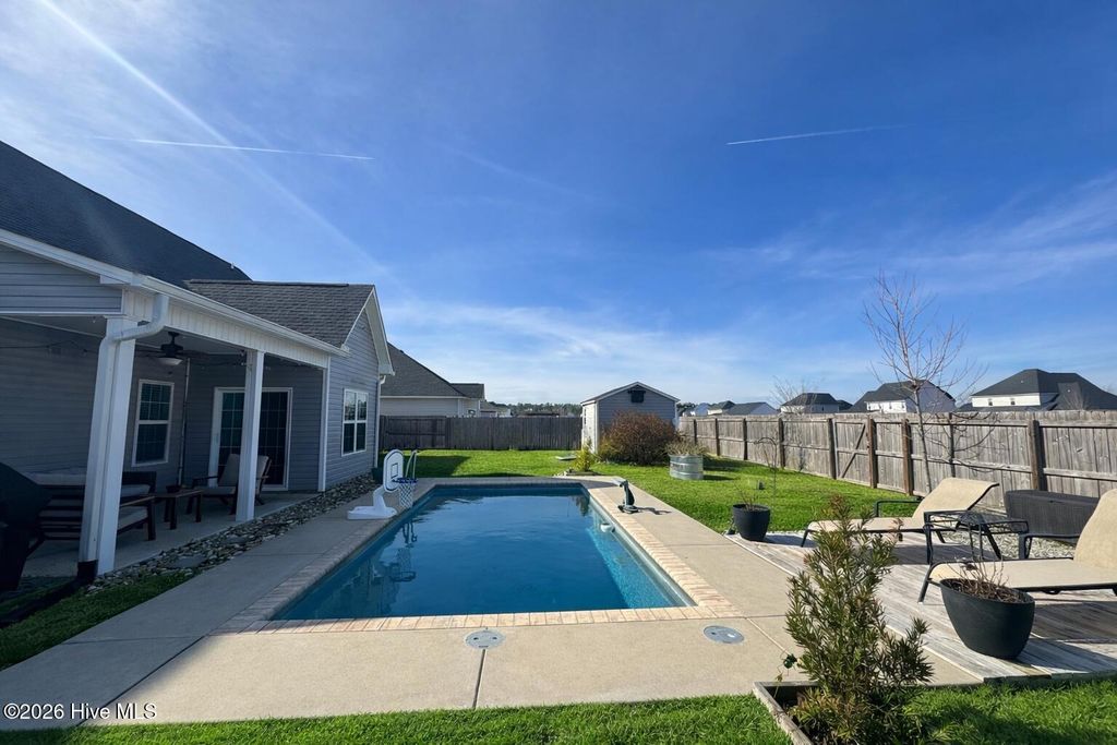 Photo of 1000 Flounder Run, New Bern, NC 28562 (MLS # 100556051)