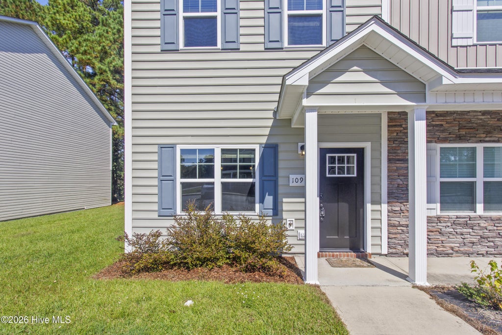 Photo of 109 Jaydn Drive E, Jacksonville, NC 28546 (MLS # 100610975)