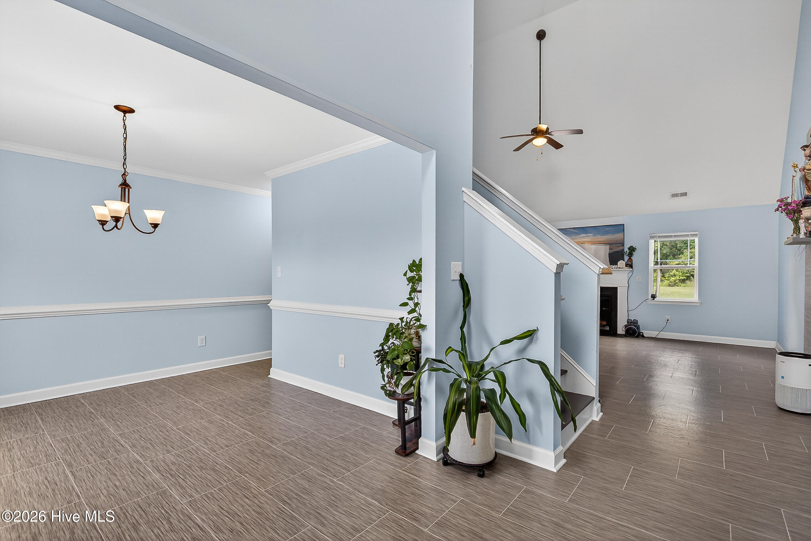 107 Pegasus Place N