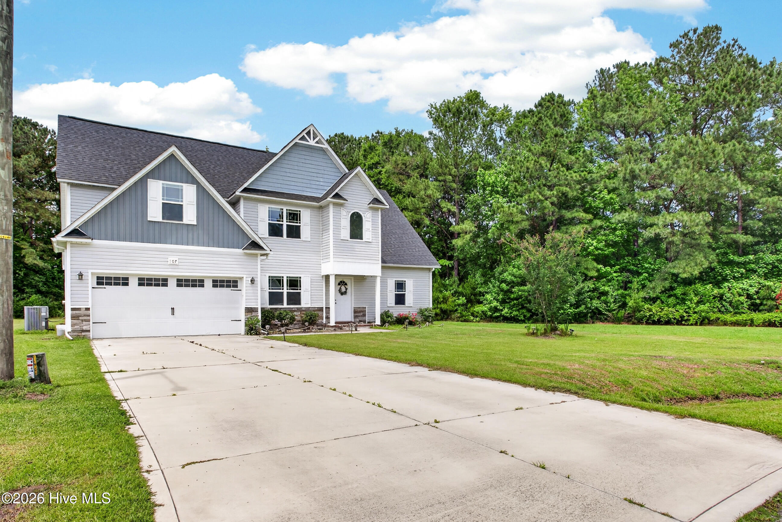 107 Pegasus Place N