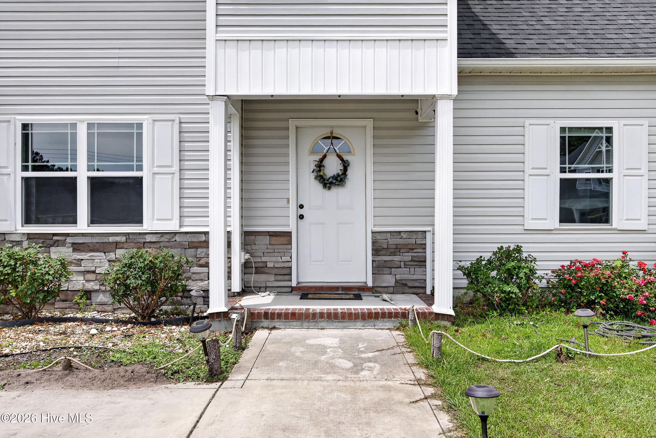 107 Pegasus Place N