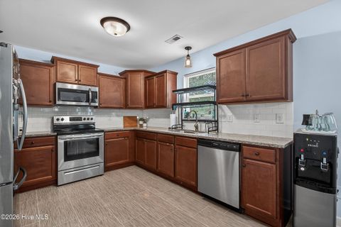 Tiny photo for 107 Pegasus Place N, Jacksonville, NC 28540 (MLS # 100573932)