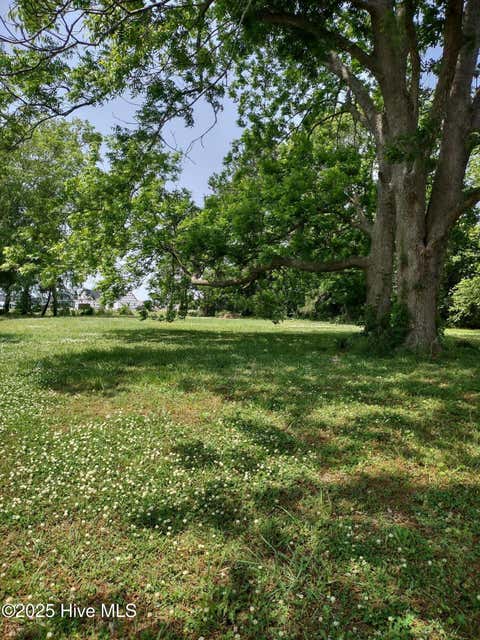 Vacant Land For Sale - 1671 Caratoke Highway<br/> Moyock, NC 27958