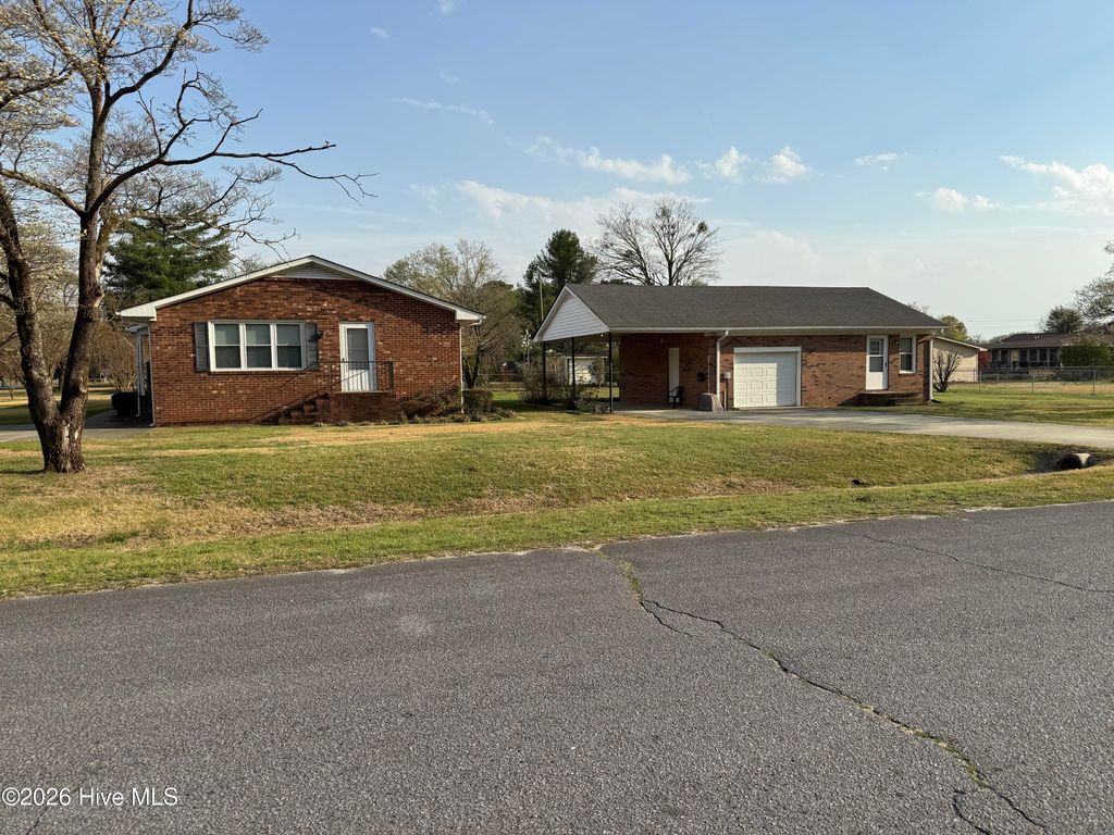 Photo of 2992 Cherry Lane, Kinston, NC 28504 (MLS # 100563655)