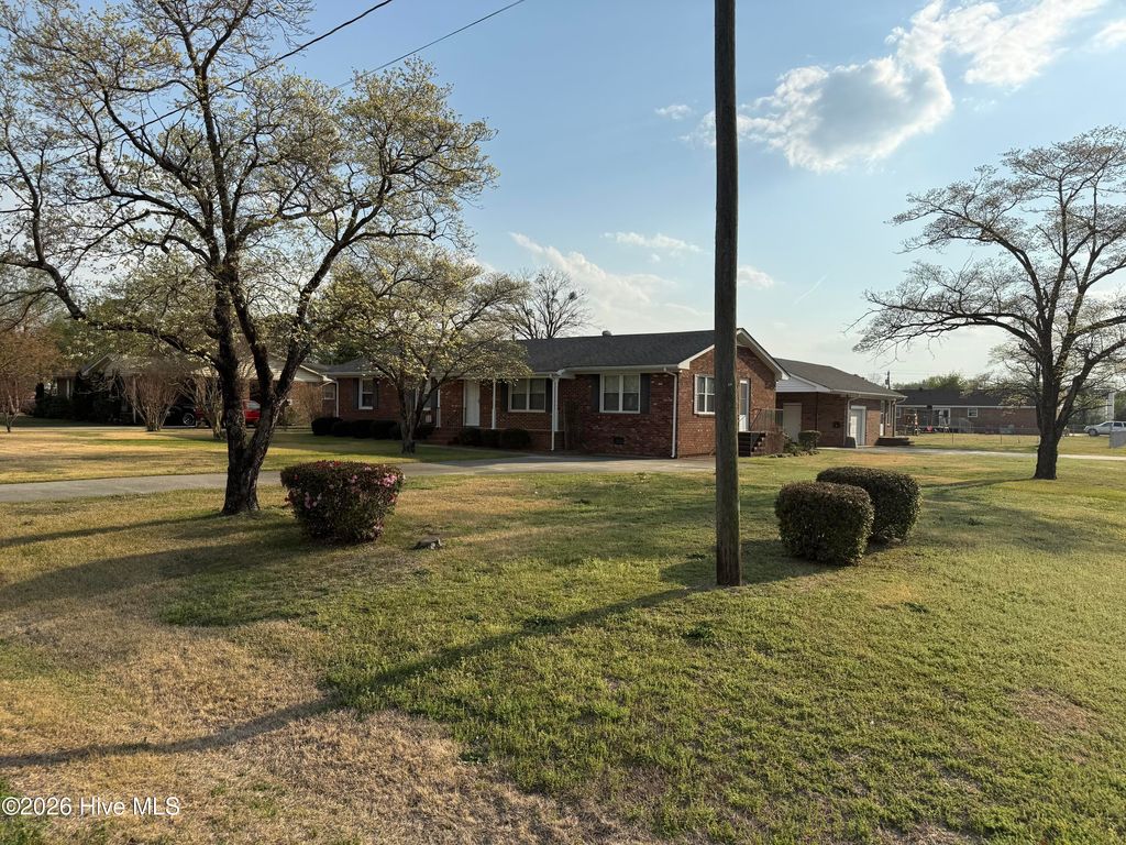 Photo of 2992 Cherry Lane, Kinston, NC 28504 (MLS # 100563655)