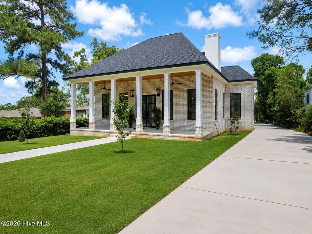 Photo of 2719 Oakland Avenue, Augusta, GA 30909 (MLS # 100592116)