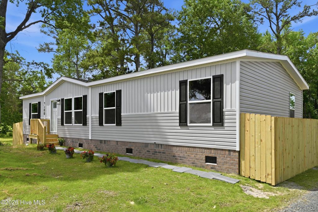 Photo of 1200 Pony Farm Road, Jacksonville, NC 28540 (MLS # 100578986)