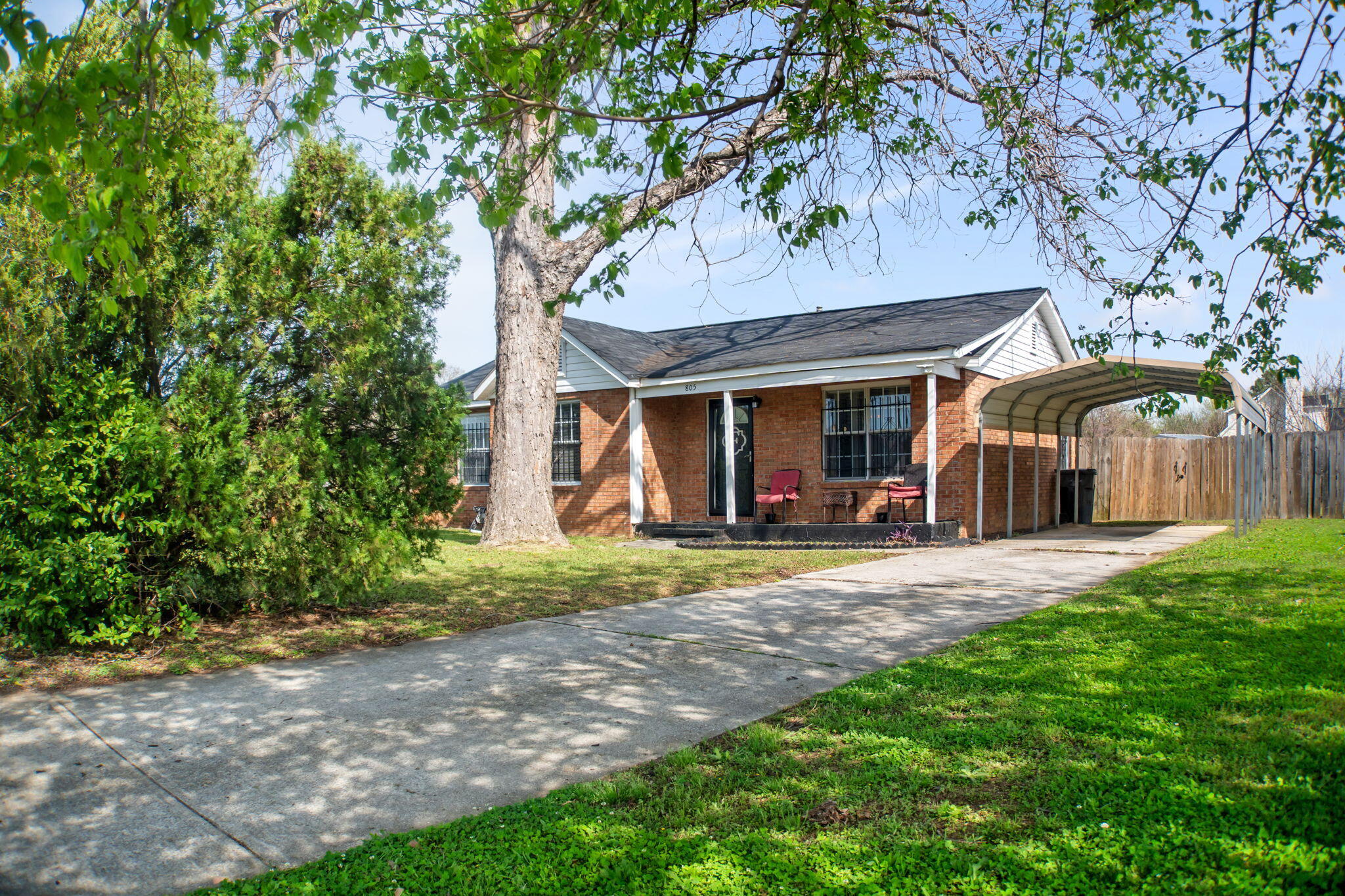 805 Perry Court