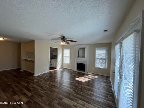 Tiny photo for 809 March Court #A, Wilmington, NC 28405 (MLS # 100565735)