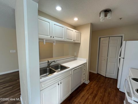 Tiny photo for 809 March Court #A, Wilmington, NC 28405 (MLS # 100565735)