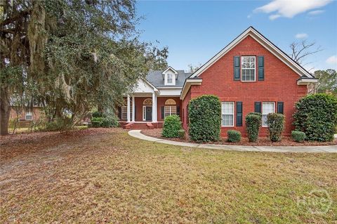 Photo of 273 Shadow Moss Circle, Richmond Hill, GA 31324 (MLS # SA345069)