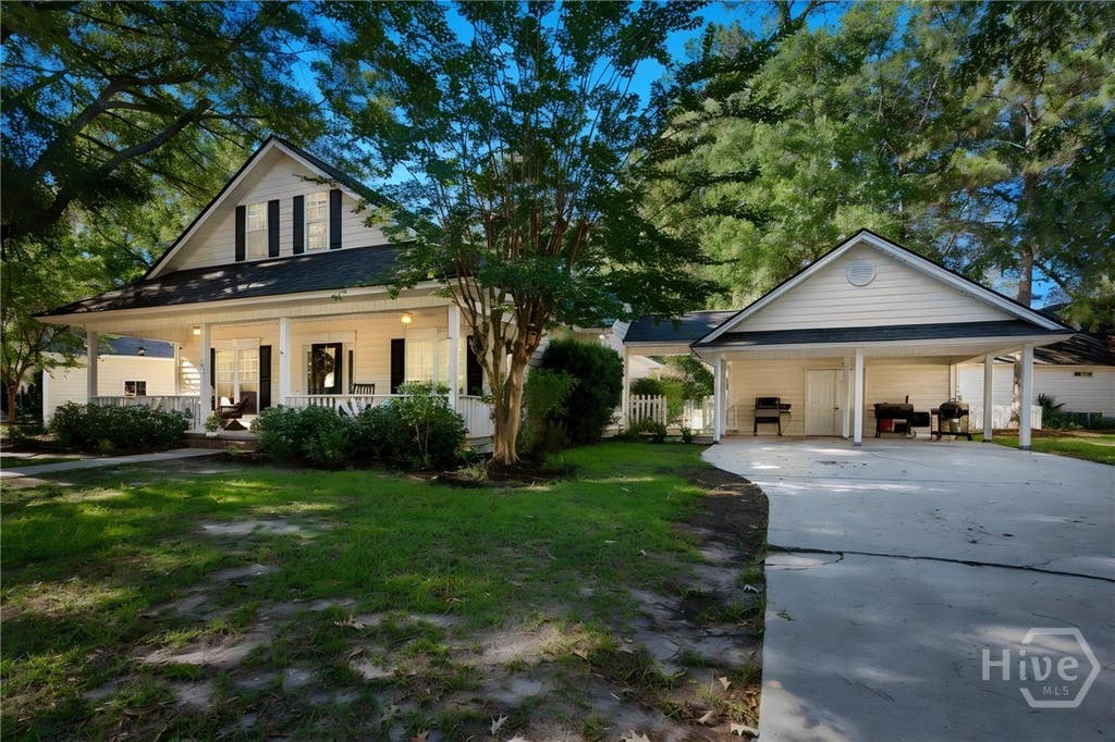 Photo of 127 Cherryfield Lane, Savannah, GA 31419 (MLS # SA359064)