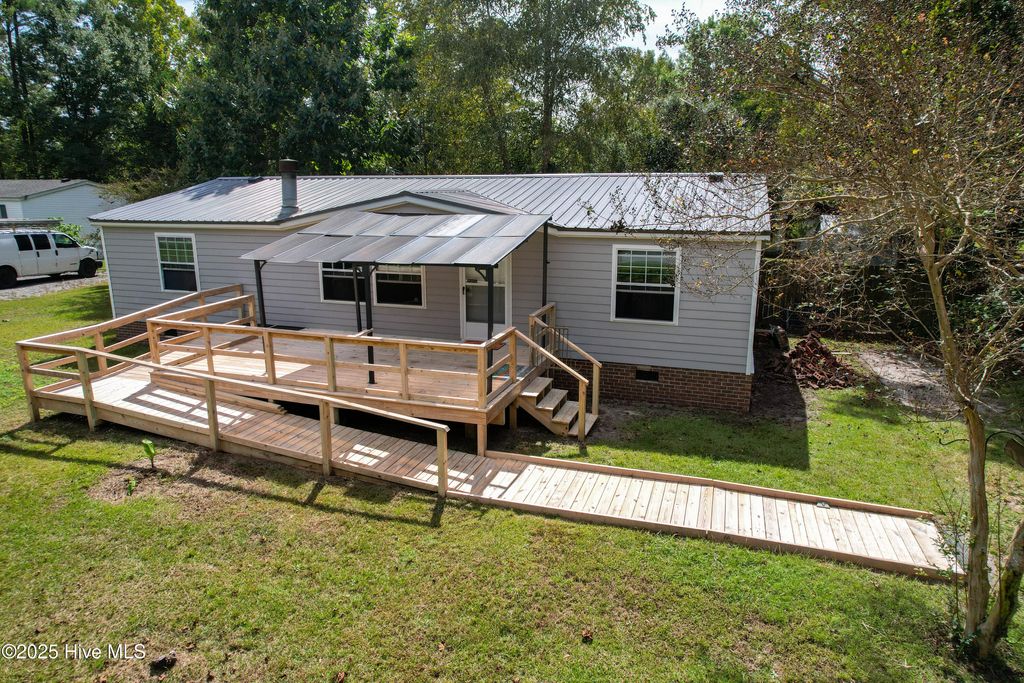 Photo of 133 Remington Road, Rocky Point, NC 28457 (MLS # 100535124)