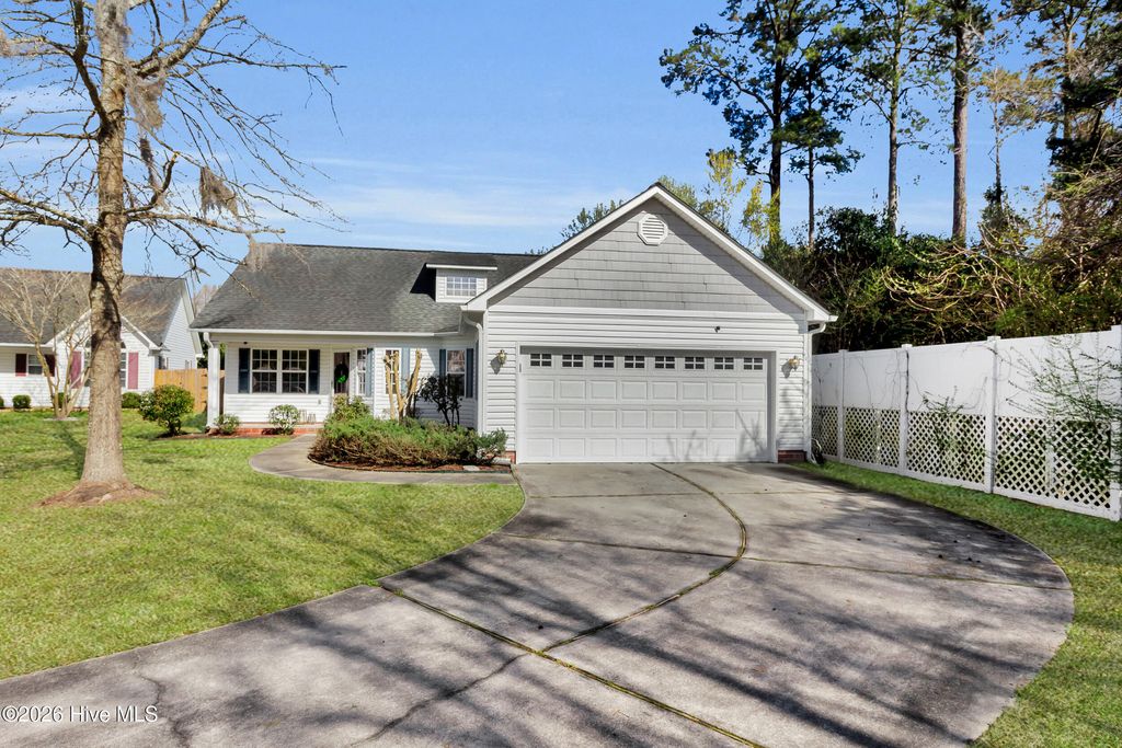 Photo of 118 Inge Court, New Bern, NC 28562 (MLS # 100561217)