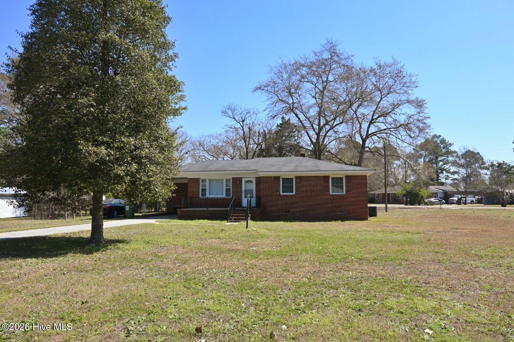 Photo of 23961 Crumptown Road, Wagram, NC 28396 (MLS # 100561710)