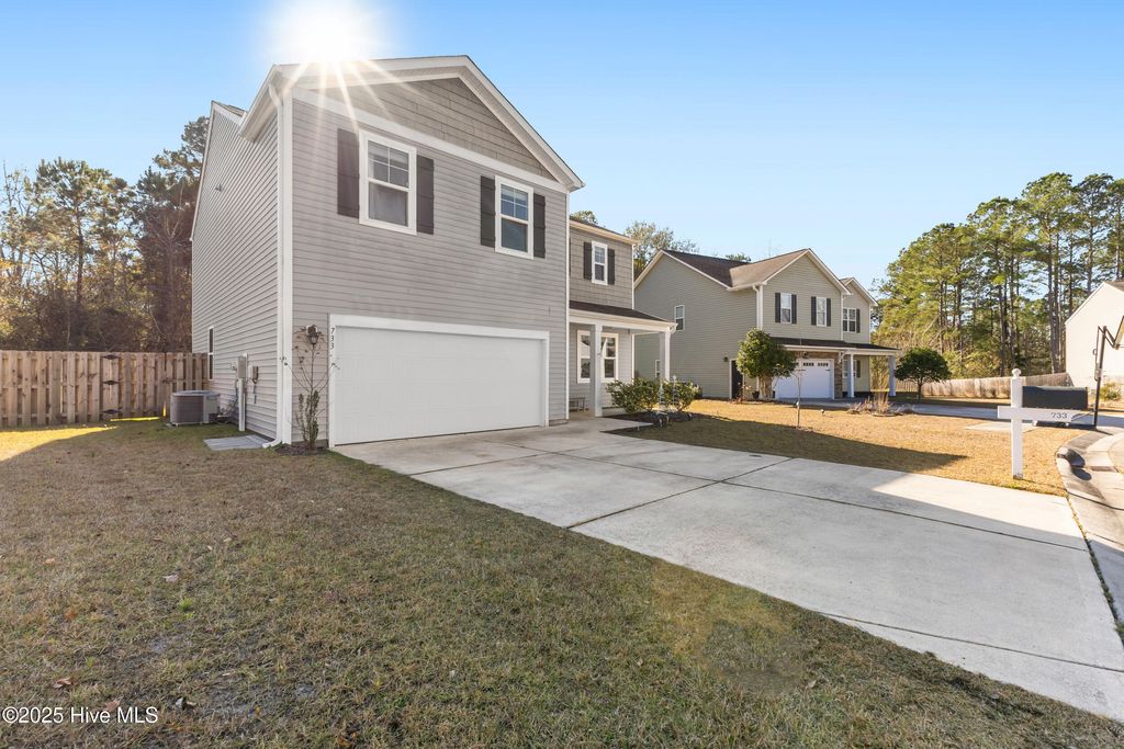 Photo of 733 Avington Lane NE, Leland, NC 28451 (MLS # 100545034)